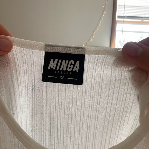 White asymmetrical cut out long sleeve top - Picture 4 of 4